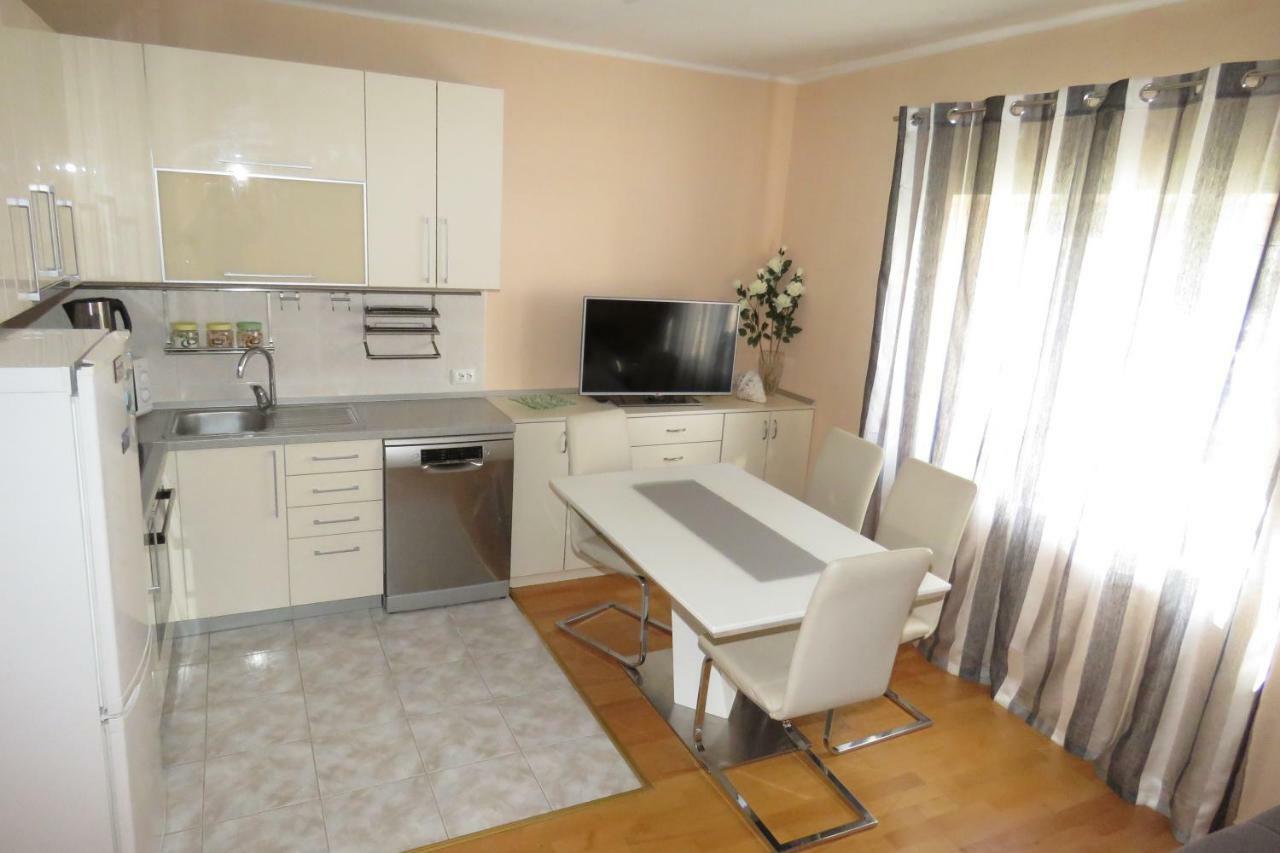 מאקרסקה Apartment Central City מראה חיצוני תמונה